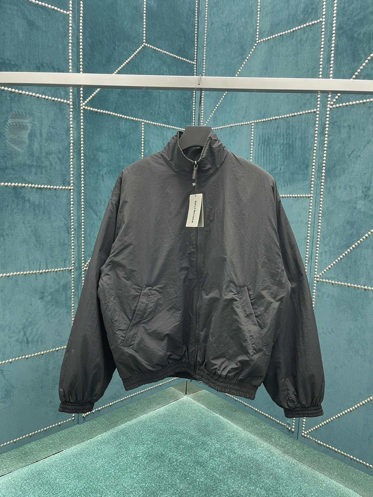 wg.luxury- 218593i16 item:E-F000H2542